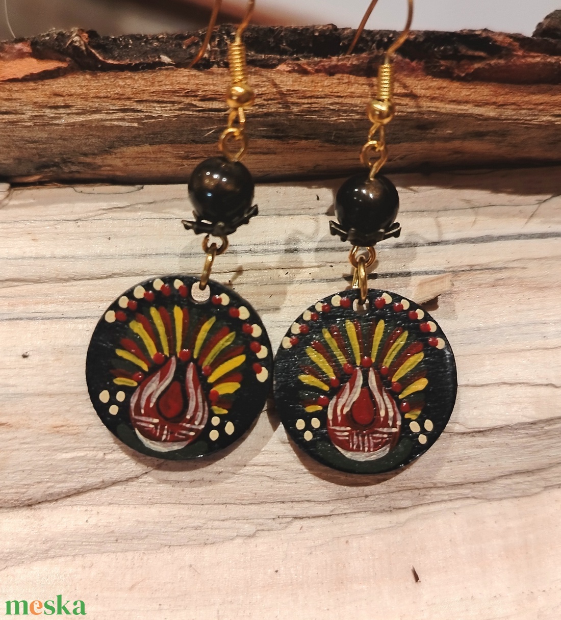 Virágos festett fülbevaló  - ékszer - fülbevaló - lógós kerek fülbevaló - Meska.hu