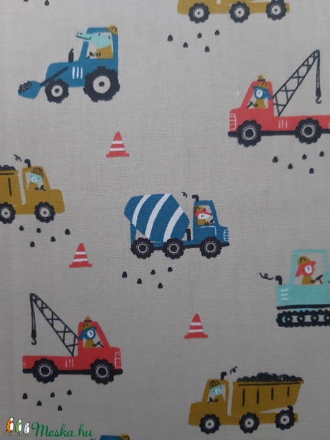 Gyermek textil maszk - halványbarna, munkagépes - maszk, arcmaszk - gyerek - Meska.hu Gyermek textil maszk - halványbarna, munkagépes - maszk, arcmaszk - gyerek - Meska.hu