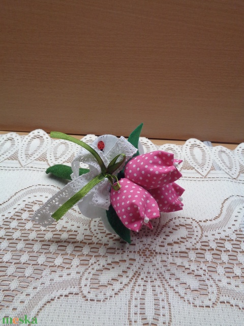 Textil tulipáncsokor - otthon & lakás - dekoráció - csokor & virágdísz - Meska.hu Textil tulipáncsokor - otthon & lakás - dekoráció - csokor & virágdísz - Meska.hu