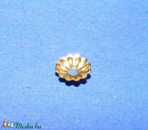 Gyöngykupak (12. minta/10 db) - 5 mm - gyöngy, ékszerkellék - egyéb alkatrész - Meska.hu Gyöngykupak (12. minta/10 db) - 5 mm - gyöngy, ékszerkellék - egyéb alkatrész - Meska.hu