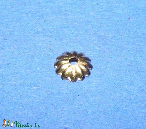 Gyöngykupak (12. minta/10 db) - 5 mm - gyöngy, ékszerkellék - egyéb alkatrész - Meska.hu Gyöngykupak (12. minta/10 db) - 5 mm - gyöngy, ékszerkellék - egyéb alkatrész - Meska.hu