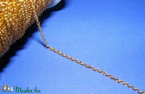Arany színű lánc (43. minta - színtartó/1 m) - 2x1,5x0,5 mm - gyöngy, ékszerkellék - Meska.hu Arany színű lánc (43. minta - színtartó/1 m) - 2x1,5x0,5 mm - gyöngy, ékszerkellék - Meska.hu