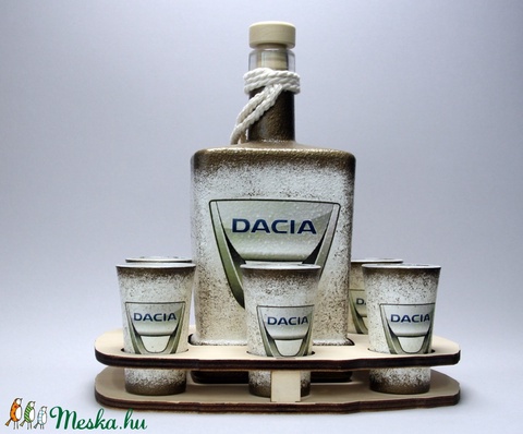 DACIA pálinkás kínáló ; autó rajongóknak - otthon & lakás - dekoráció - díszüveg - Meska.hu DACIA pálinkás kínáló ; autó rajongóknak - otthon & lakás - dekoráció - díszüveg - Meska.hu