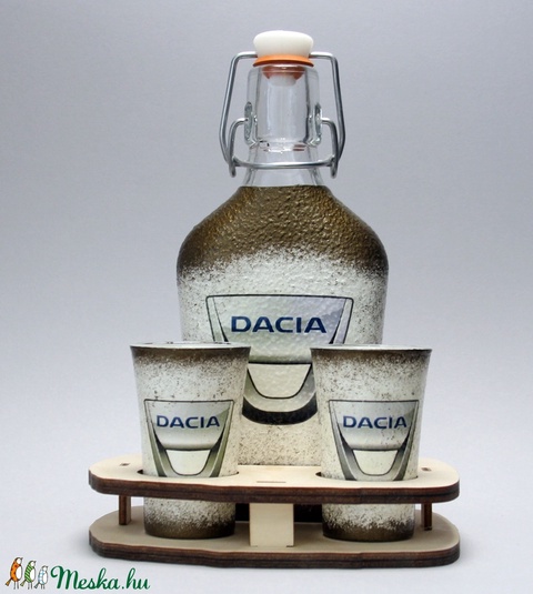 DACIA pálinkás kínáló ; autó rajongóknak - otthon & lakás - dekoráció - díszüveg - Meska.hu DACIA pálinkás kínáló ; autó rajongóknak - otthon & lakás - dekoráció - díszüveg - Meska.hu