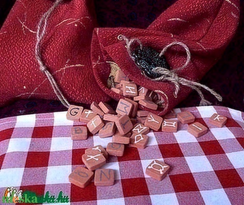 Rovásrakó szókirakó társasjáték - játék & gyerek - társasjáték & puzzle - Meska.hu Rovásrakó szókirakó társasjáték - játék & gyerek - társasjáték & puzzle - Meska.hu