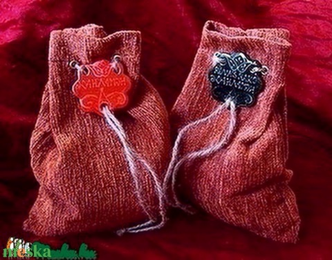 Rovásrakó szókirakó társasjáték - játék & gyerek - társasjáték & puzzle - Meska.hu Rovásrakó szókirakó társasjáték - játék & gyerek - társasjáték & puzzle - Meska.hu