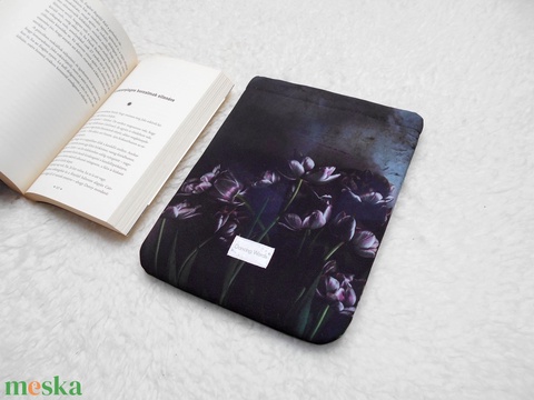 BLACK VALENTINE - Könyv Védő Tok, Könyvölelő, Könyvvászon - VÁLASZTHATÓ MÉRET! - táska & tok - laptop & tablettartó - ebook & tablet tok - Meska.hu BLACK VALENTINE - Könyv Védő Tok, Könyvölelő, Könyvvászon - VÁLASZTHATÓ MÉRET! - táska & tok - laptop & tablettartó - ebook & tablet tok - Meska.hu