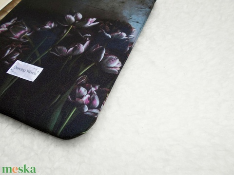 BLACK VALENTINE - Könyv Védő Tok, Könyvölelő, Könyvvászon - VÁLASZTHATÓ MÉRET! - táska & tok - laptop & tablettartó - ebook & tablet tok - Meska.hu BLACK VALENTINE - Könyv Védő Tok, Könyvölelő, Könyvvászon - VÁLASZTHATÓ MÉRET! - táska & tok - laptop & tablettartó - ebook & tablet tok - Meska.hu