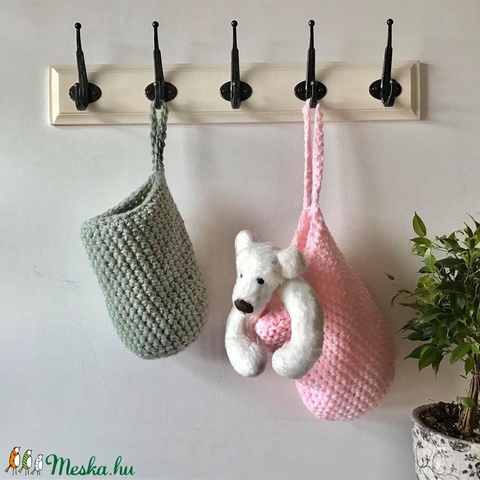Egyedi olajzöld színű, horgolt füles kosár, fürdőszobába - Artiroka design - NoWaste - szépségápolás - Meska.hu Egyedi olajzöld színű, horgolt füles kosár, fürdőszobába - Artiroka design - NoWaste - szépségápolás - Meska.hu