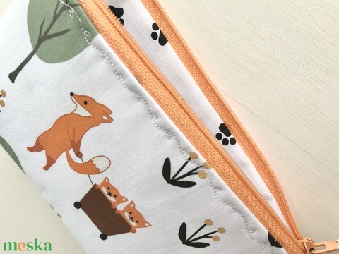 Róka Mama a kis rókákkal - neszesszer, tolltartó, szemüvegtok vagy irattartó prémium pamut textilből - Artiroka design - táska & tok - neszesszer - Meska.hu Róka Mama a kis rókákkal - neszesszer, tolltartó, szemüvegtok vagy irattartó prémium pamut textilből - Artiroka design - táska & tok - neszesszer - Meska.hu