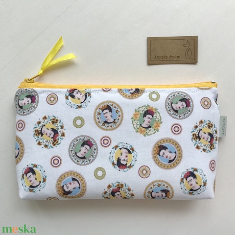 Frida Kahlo mintás neszesszer, nasi tartó, uzsonna tasak - Artiroka design - ovi- és sulikezdés - uzsonna- & ebéd tartó - szendvics csomagoló - Meska.hu Frida Kahlo mintás neszesszer, nasi tartó, uzsonna tasak - Artiroka design - ovi- és sulikezdés - uzsonna- & ebéd tartó - szendvics csomagoló - Meska.hu