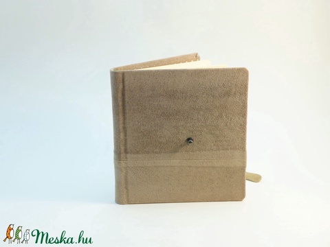 Kende - notesz, napló, emlékkönyv - drapp velúr bőr 16x16 cm - 302 - otthon & lakás - papír írószer - jegyzetfüzet & napló - Meska.hu Kende - notesz, napló, emlékkönyv - drapp velúr bőr 16x16 cm - 302 - otthon & lakás - papír írószer - jegyzetfüzet & napló - Meska.hu