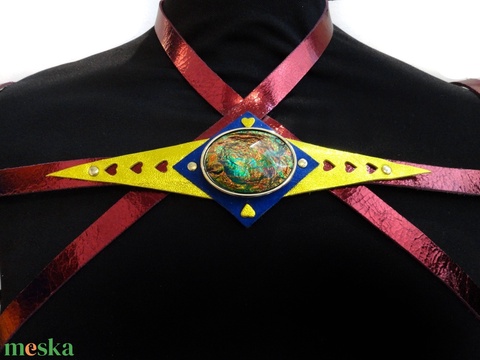 Bőr harness - ékszer - lábdísz és testékszer - piercing, fejdísz - Meska.hu Bőr harness - ékszer - lábdísz és testékszer - piercing, fejdísz - Meska.hu