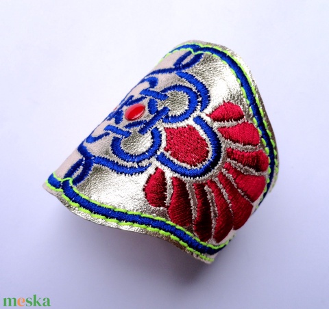 'Fonódások' karkötő - ékszer - karkötő - széles karkötő - Meska.hu 'Fonódások' karkötő - ékszer - karkötő - széles karkötő - Meska.hu