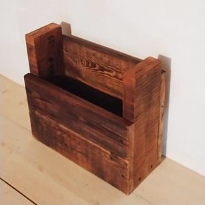 Rusztikus újságtartó - otthon & életmód - tárolás & rendszerezés - újságtartó - Meska.hu