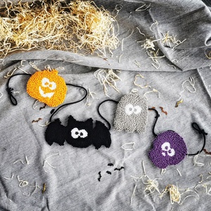 Halloween ajtódísz füzér, Otthon & Életmód, Dekoráció, Fali és függő dekoráció, Girland, zászlófűzér, Mindenmás, Szövés, MESKA