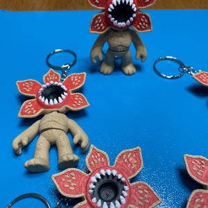 Stranger Things Demogorgon kulcstartó - táska & tok - kulcstartó & táskadísz - kulcstartó - Meska.hu