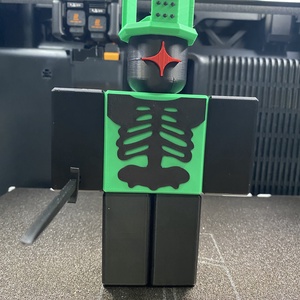 Roblox Forsaken 1x1x1x1, Játék & Sport, Plüssállat & Játékfigura, Más figura, Mindenmás, MESKA