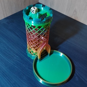 Dobókocka-torony - játék & sport - táblajáték és kártyajáték - társasjátékok - dobókocka - Meska.hu