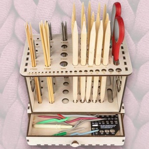 Univerzális zoknikötőtű és eszköz tároló és mérce, 20x12x15cm, BTK0039, natúr, Kellékek & szerszámok, Szerszámok, eszközök, Eszköz kötéshez, horgoláshoz, Famegmunkálás, MESKA