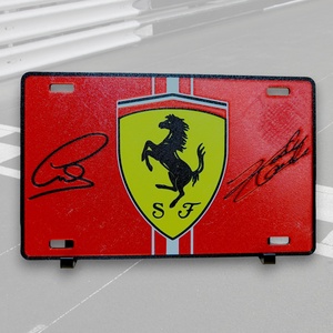 3D Nyomtatott Ferrari F1 Asztali Dísz  Leclerc és Hamilton aláírással, Otthon & Életmód, Dekoráció, Asztal és polc dekoráció, Asztaldísz, Mindenmás, MESKA