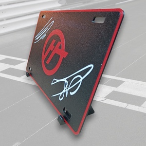 3D Nyomtatott Haas F1 Asztali Dísz � Oliver Bearman és Esteban Ocon Aláírásokkal - esküvő - dekoráció - asztaldísz - Meska.hu