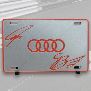 3D Nyomtatott Audi F1 Asztali Dísz � Gabriel Bortoleto és Nico Hülkenberg Aláírásokkal - Meska.hu