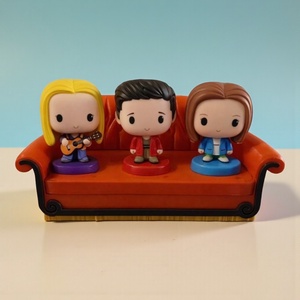 Jóbarátok figura tartó - Meska.hu