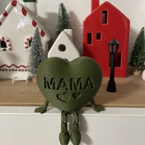 Ülő szívecske figura Mama felirattal - otthon & életmód - dekoráció - asztal és polc dekoráció - asztaldísz - Meska.hu