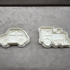 3D Nyomtatott Süti Kinyomó és Szaggató - Autó és Vonat mintával, Otthon & Életmód, Konyhafelszerelés, tálalás, Sütés, főzés, Sütikiszúró, , MESKA