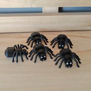 Aranyos Halloween-i 3D Nyomtatott Pók Figurák - Meska.hu