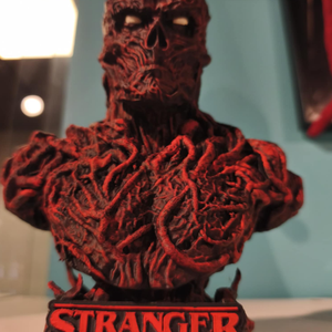 Stranger Things Vecna mellszobor - otthon & életmód - dekoráció - asztal és polc dekoráció - díszdoboz - Meska.hu