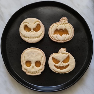 Halloween linzerszett - otthon & életmód - konyhafelszerelés, tálalás - sütés, főzés - sütikiszúró - Meska.hu