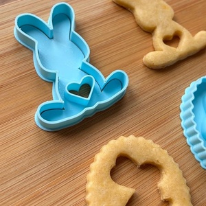 Húsvéti nyuszis sütikiszúró szett - ünnepi díszek, dekorációk - húsvéti díszek és dekorációk - húsvéti sütikiszúró - Meska.hu