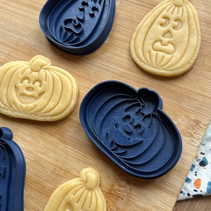 Halloweeni tökök sütikiszúró szett - otthon & életmód - dekoráció - halloween - halloweeni sütikiszúrók - Meska.hu