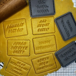 Vicces feliratú sütikiszúró - otthon & életmód - konyhafelszerelés, tálalás - sütés, főzés - sütikiszúró - Meska.hu