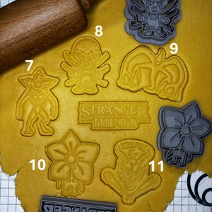 Stranger Things sütikiszúró szett (11db), Otthon & Életmód, Konyhafelszerelés, tálalás, Sütés, főzés, Sütikiszúró, , MESKA