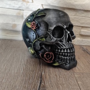 Rózsás koponya - Meska.hu