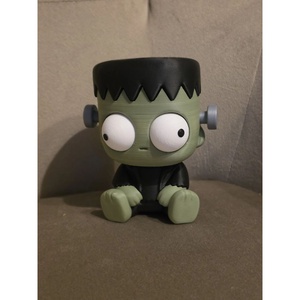 Franky, a Frankenstein figura � 3D nyomtatott vicces asztali kabala forgatható fejjel és mozgatható szemekkel - Meska.hu