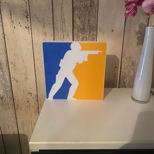 Counter-Strike (CS2) Gamer LED Hangulatlámpa + AJÁNDÉK CS Kulcstartó � Gamer Szoba Dekoráció, Otthon & Életmód, Lámpa, Hangulatlámpa, Újrahasznosított alapanyagból készült termékek, MESKA