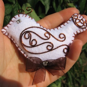 Szerelem rézmadara - kitűző - Meska.hu