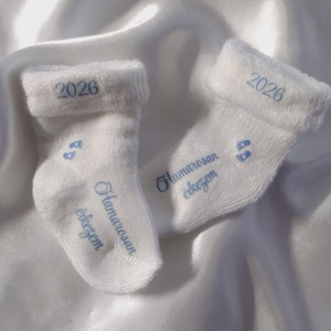 Egyedi tervezésű, cuki baba bejelentő zokni, ,,Nagymama leszel - baba - mama - babaemlékek - bababejelentők - Meska.hu