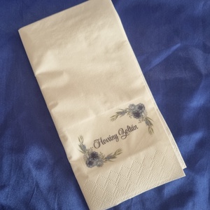 Egyedi , személyre szabható feliratos esküvői szalvéta , ültetőkártya kék virágokkal , Esküvő, Meghívó & Kártya, Ültetési rend, Mindenmás, MESKA