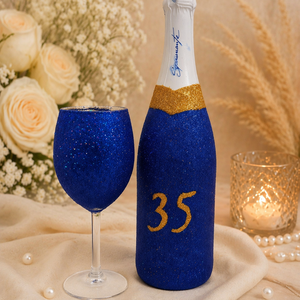Egyedi pezsgős üveg és pohár szett � csillámos ajándék évfordulóra, születésnapra - Meska.hu