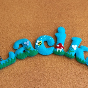 Filc név felirat, Otthon & Életmód, Babaszoba, gyerekszoba, Babaszoba dekoráció, Varrás, MESKA