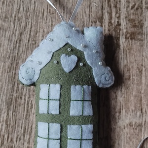 Téli házikók karácsonyfadísz szett - karácsony - karácsonyi lakásdekoráció - karácsonyfadíszek - Meska.hu