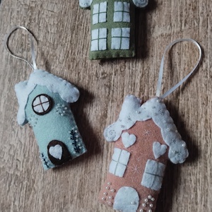 Téli házikók karácsonyfadísz szett - karácsony - karácsonyi lakásdekoráció - karácsonyfadíszek - Meska.hu