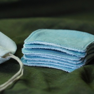 5 db arctisztító párna mosózsákkal, kék színben, hulladékmentes, zero waste - szépségápolás - arcápolás - arctisztító korong - Meska.hu