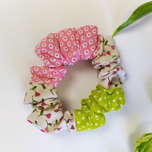 Vidám újrahasznosított patchwork hajgumi, mini méret - Meska.hu