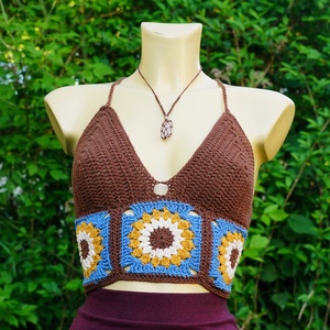 Napraforgós horgolt top, Fűzős horgolt nyári felső, Virágos horgolt croptop - ruha & divat - női ruha - top - Meska.hu